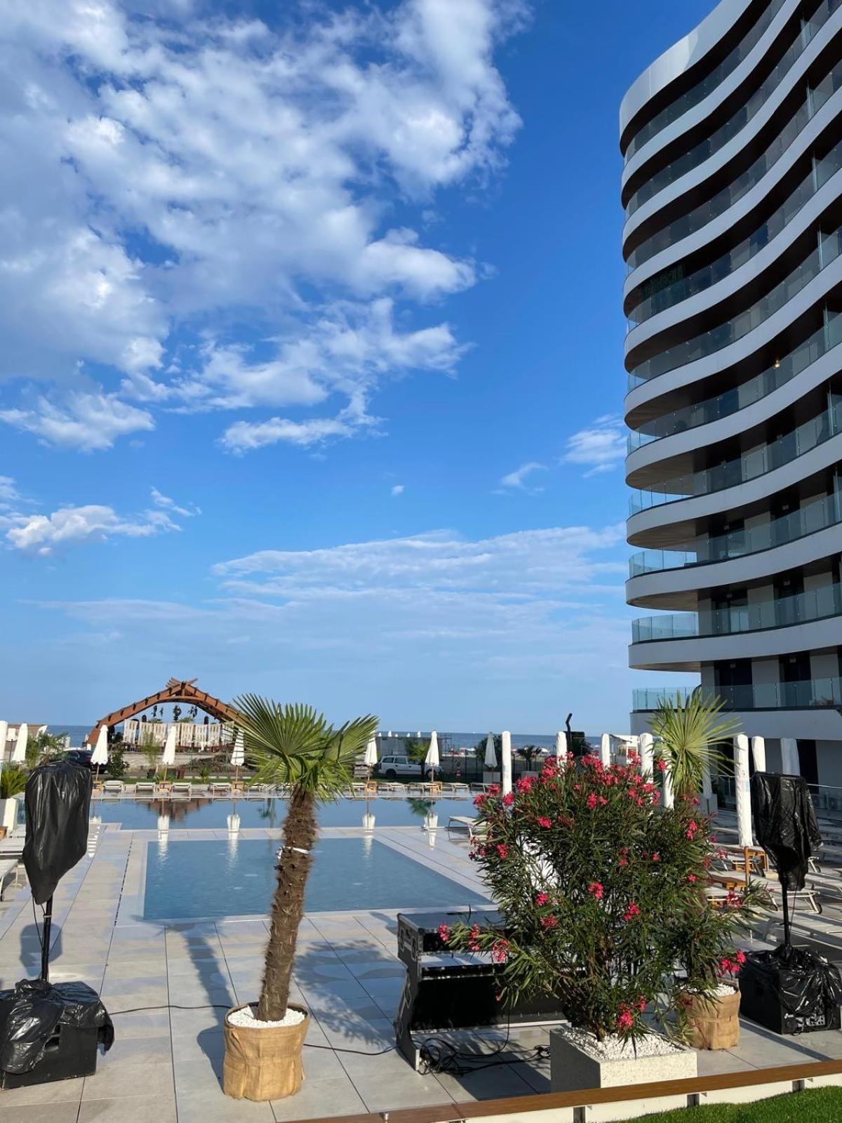 Del Mar Vista Lägenhet Mamaia Exteriör bild