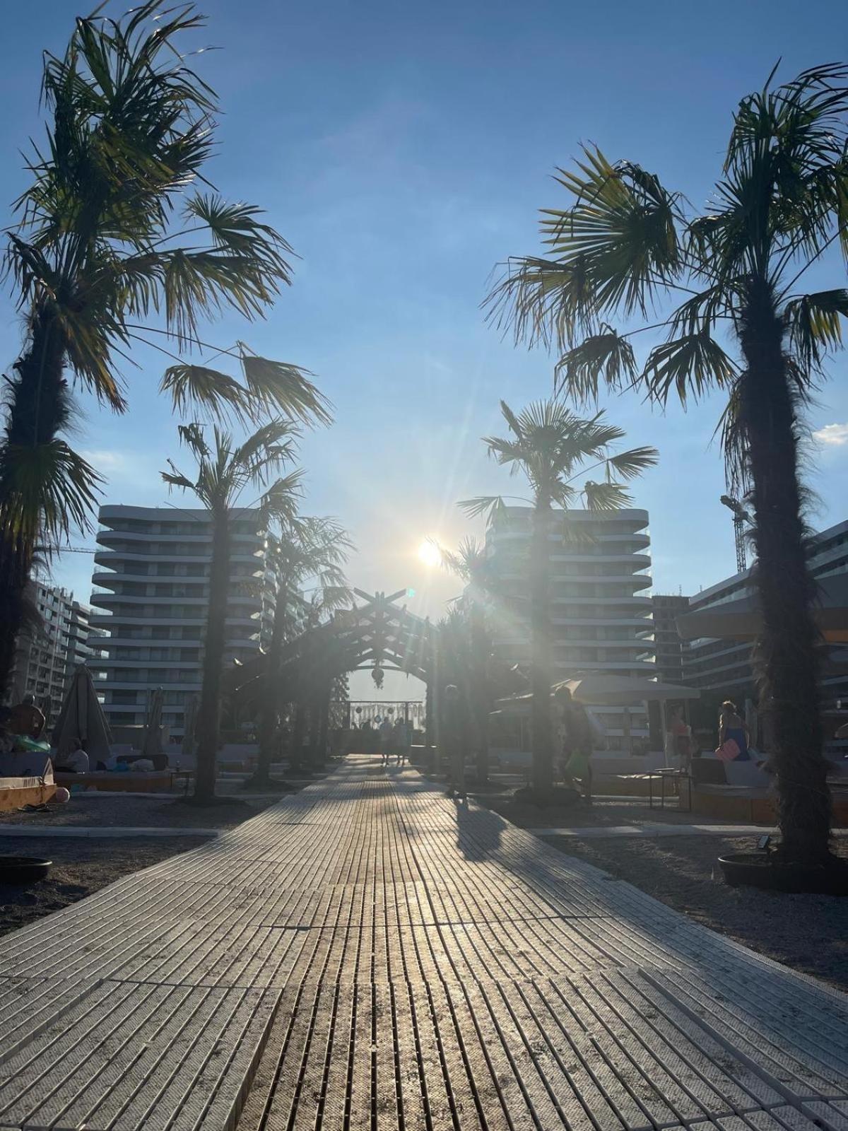 Del Mar Vista Lägenhet Mamaia Exteriör bild