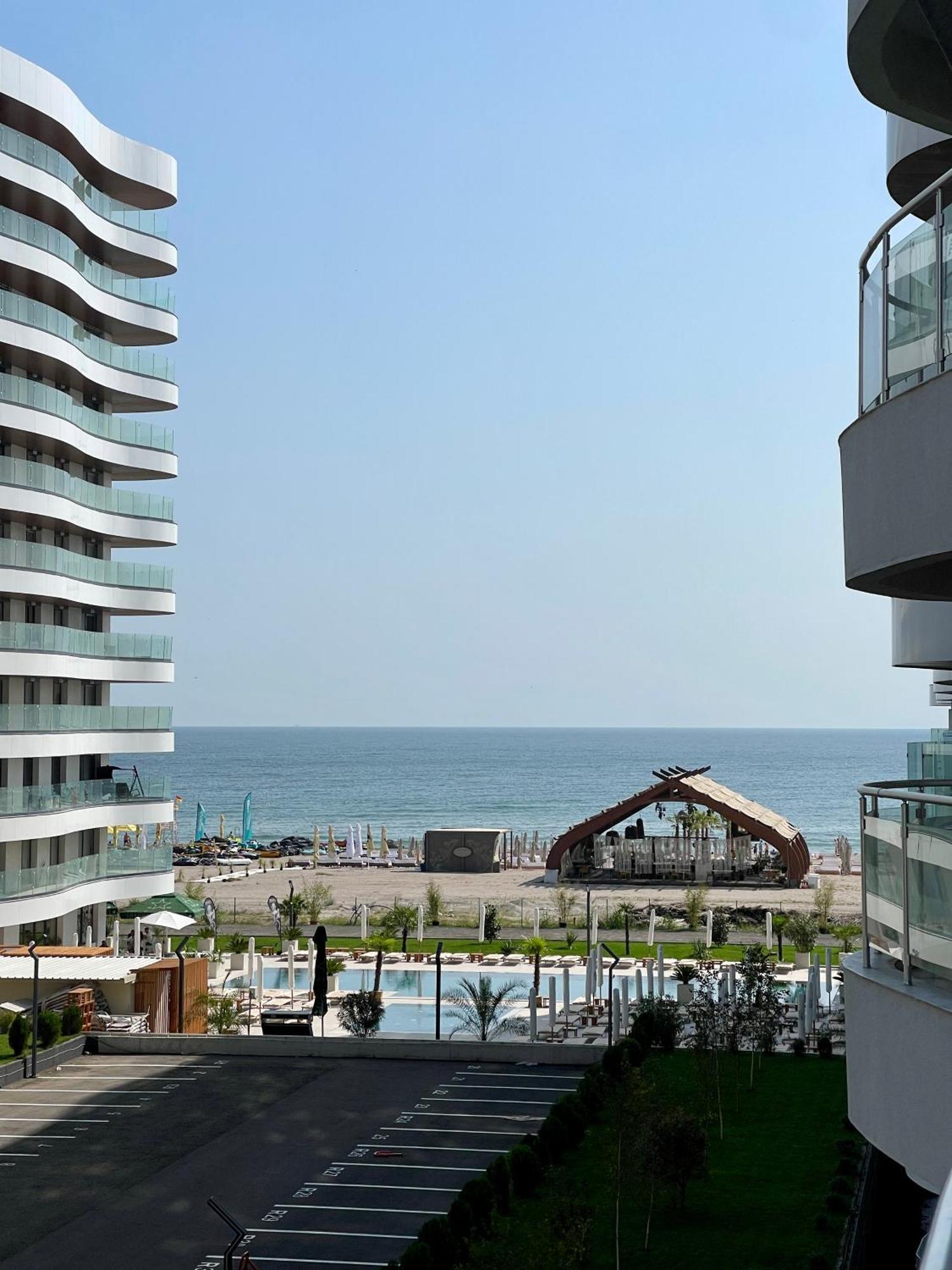 Del Mar Vista Lägenhet Mamaia Exteriör bild